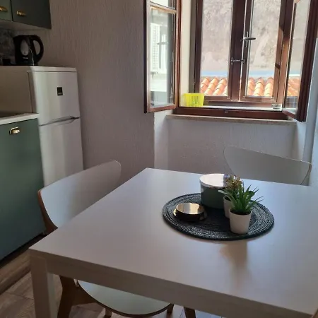 Apartman Iva Apartment *